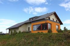 Povrchová úprava PREMIUM od Lindabu: dopřejte své střeše to nejlepší a na ploše 200 m2 ušetřete 12 tisíc korun