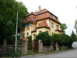 Zbraslavská vila vystavěná v l. 1892–1893 pro profesora Františka Storcha