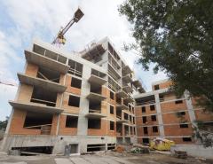 Výstavba první etapy projektu U Dubu se blíží do fáze hrubé stavby
