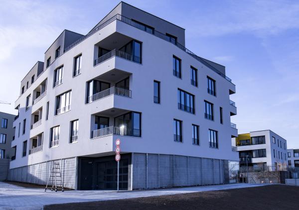 V projektu Modřanský Háj přibyla další zkolaudovaná budova