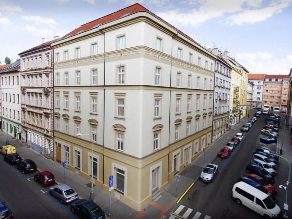 25. 4. 2017 - Den otevřených dveří v bytovém projektu v Praze 8