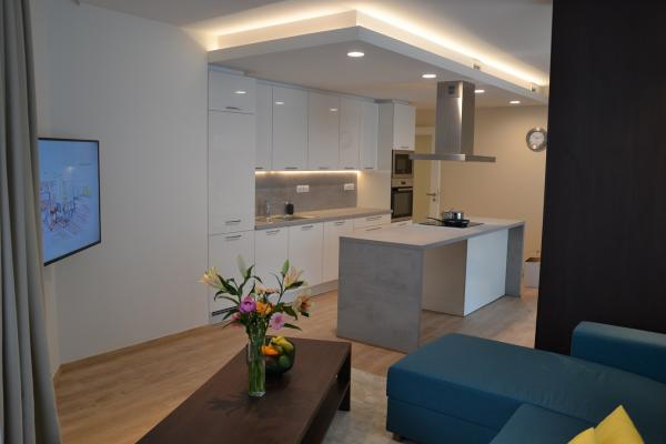 Výstavba rezidenčního projektu Luka Living spěje do finále a developer představuje zařízený vzorový byt