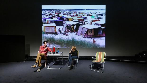 Camping s Ondřejem Cihlářem na téma moderní architektura a veřejný prostor Camping s Ondřejem Cihlářem na téma moderní architektura a veřejný prostor