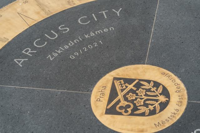 Arcus City má základní kámen a zahajuje prodej další fáze s 50 byty Arcus City má základní kámen a zahajuje prodej další fáze s 50 byty
